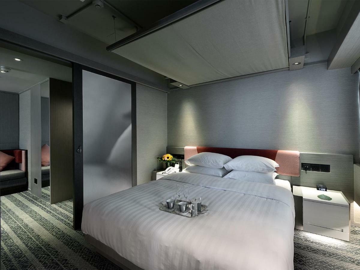 XI Hotel Hong Kong Exterior photo